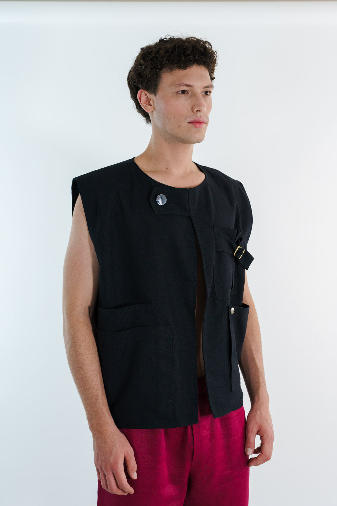 CHALECO LINO | NEGRO HOMBRE