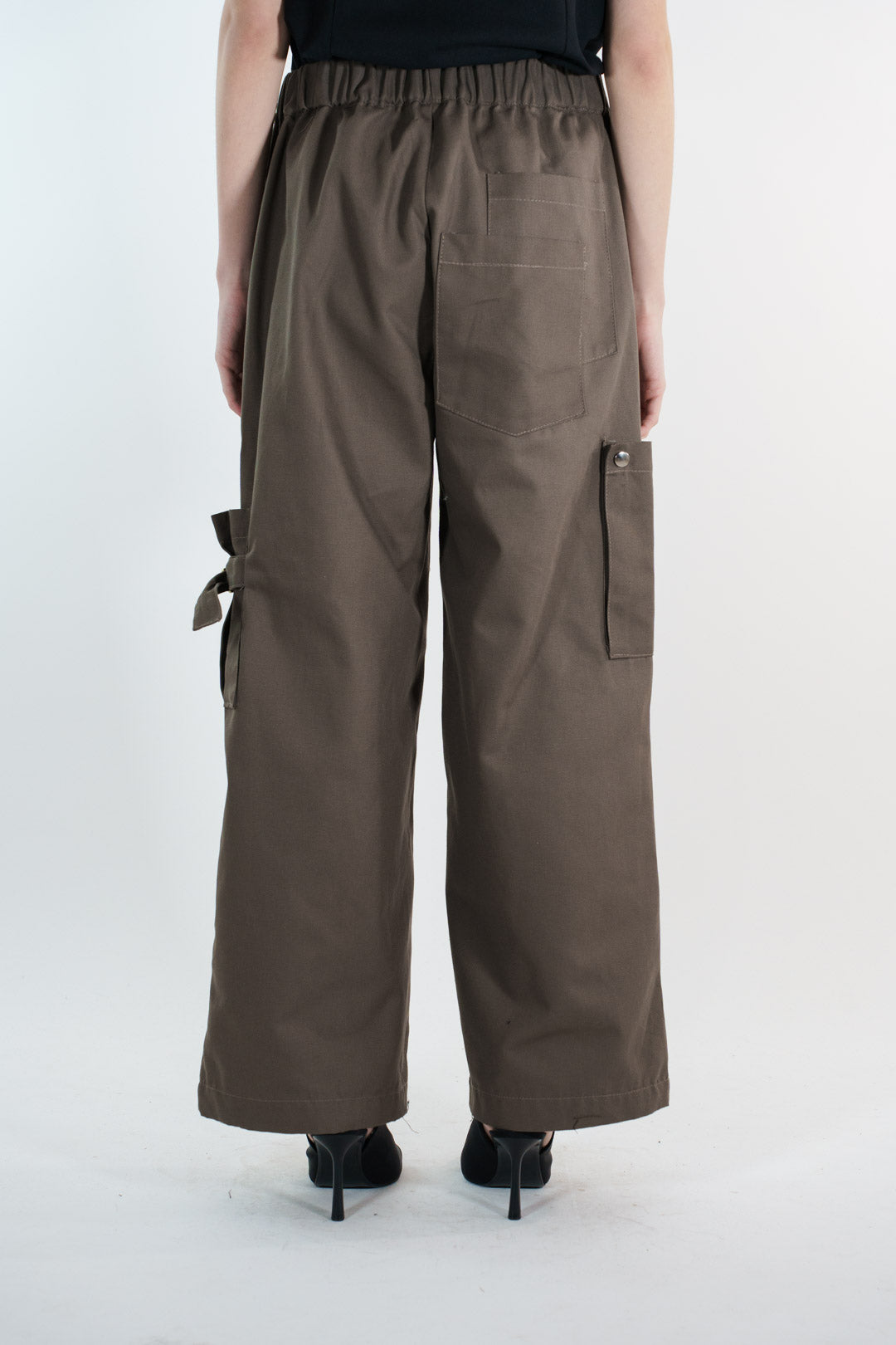 PANTALON CARGO VERDE OLIVO MUJER