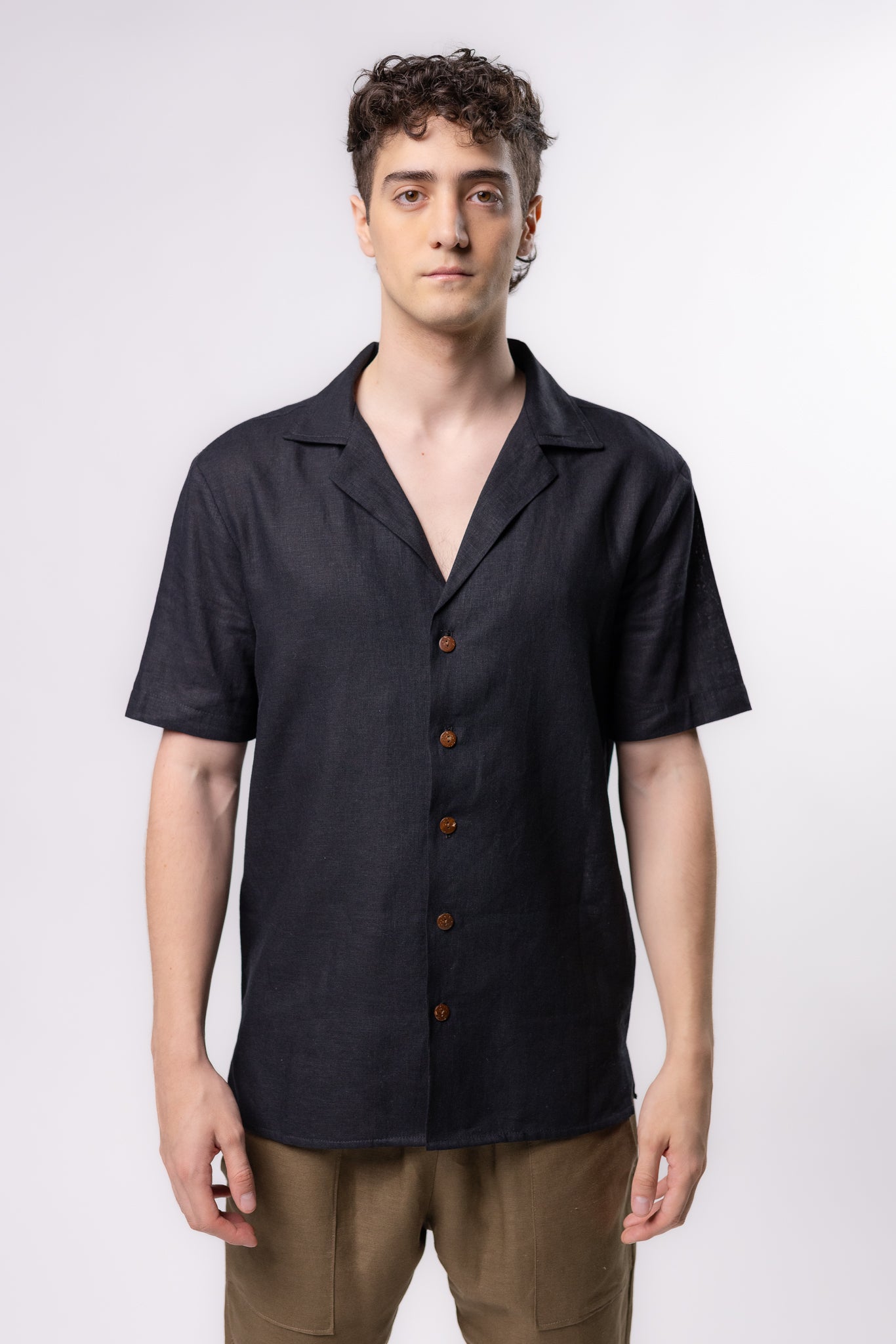 CAMISA LINO TIPO BOLOS | NEGRO