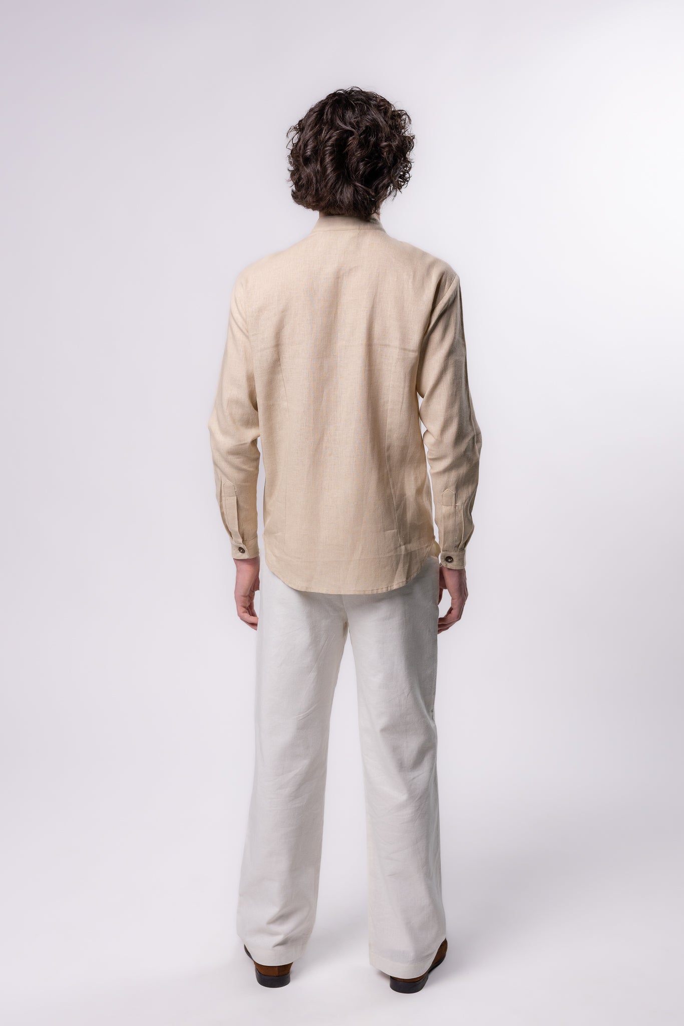 CAMISA LINO CUELLO MAO | ARENA