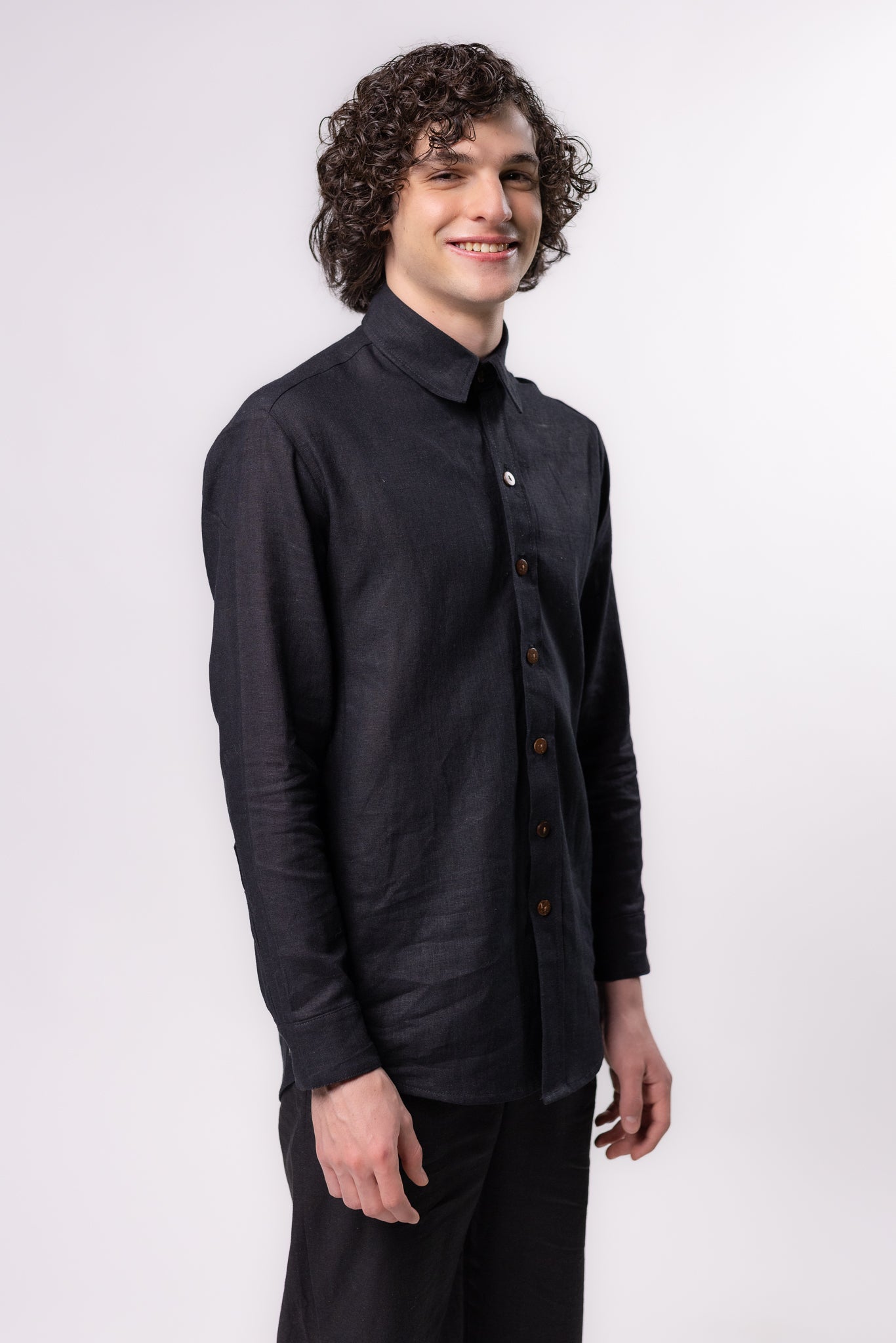 CAMISA LINO DE VESTIR | NEGRO