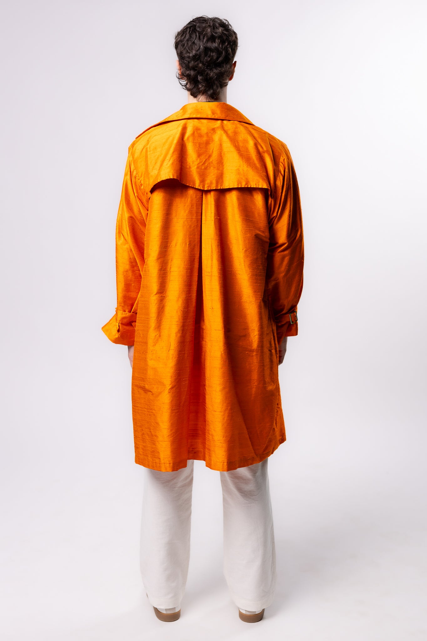 GABARDINA SHANTUNG | NARANJA METALICO HOMBRE