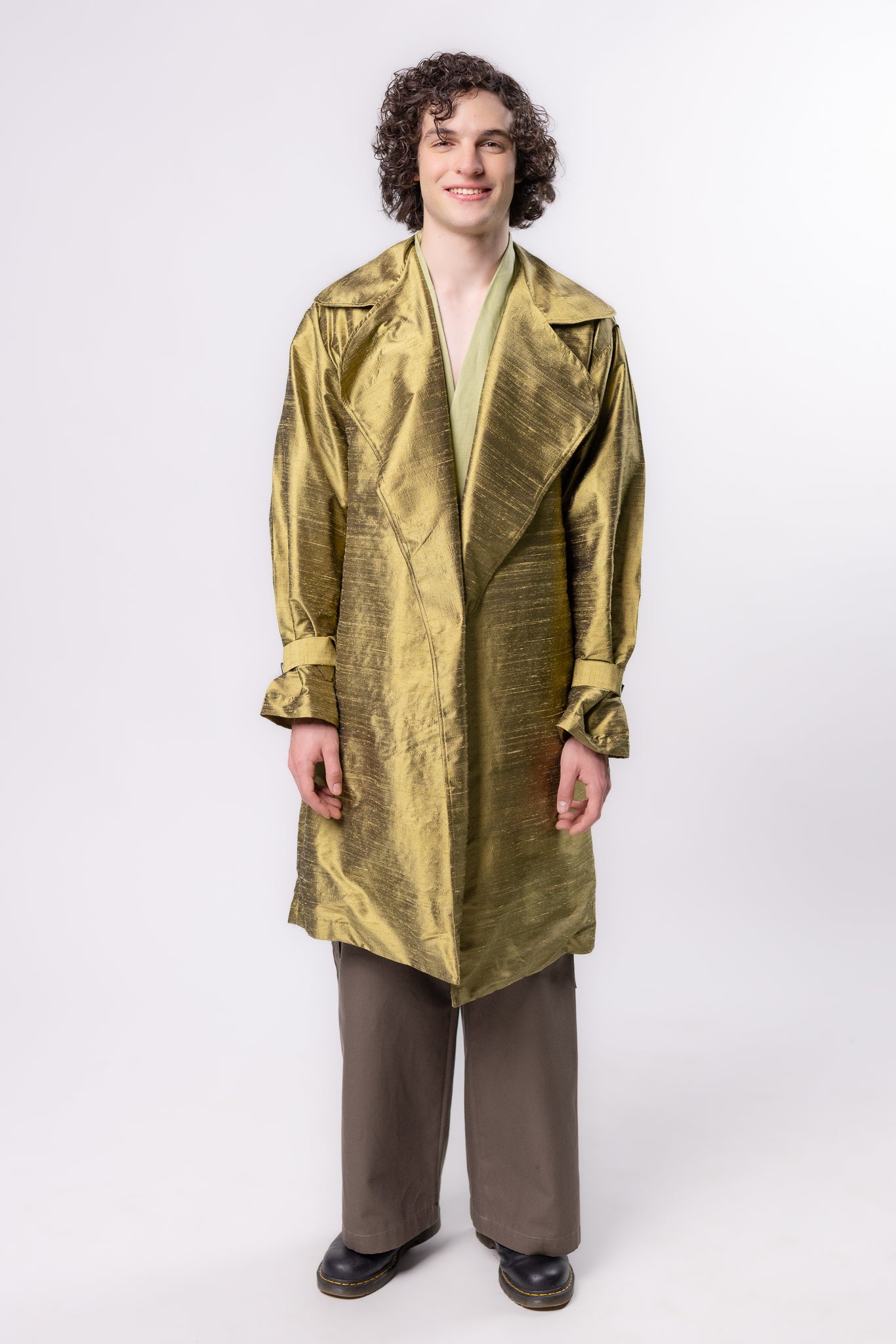 GABARDINA SHANTUNG | VERDE OLIVO METALICO HOMBRE
