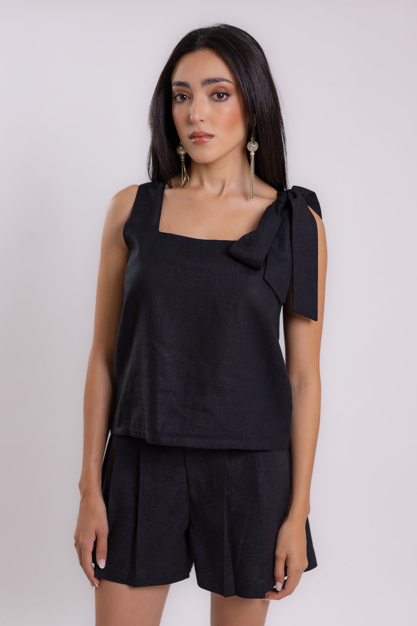 TOP MARBELLA LINO NEGRO