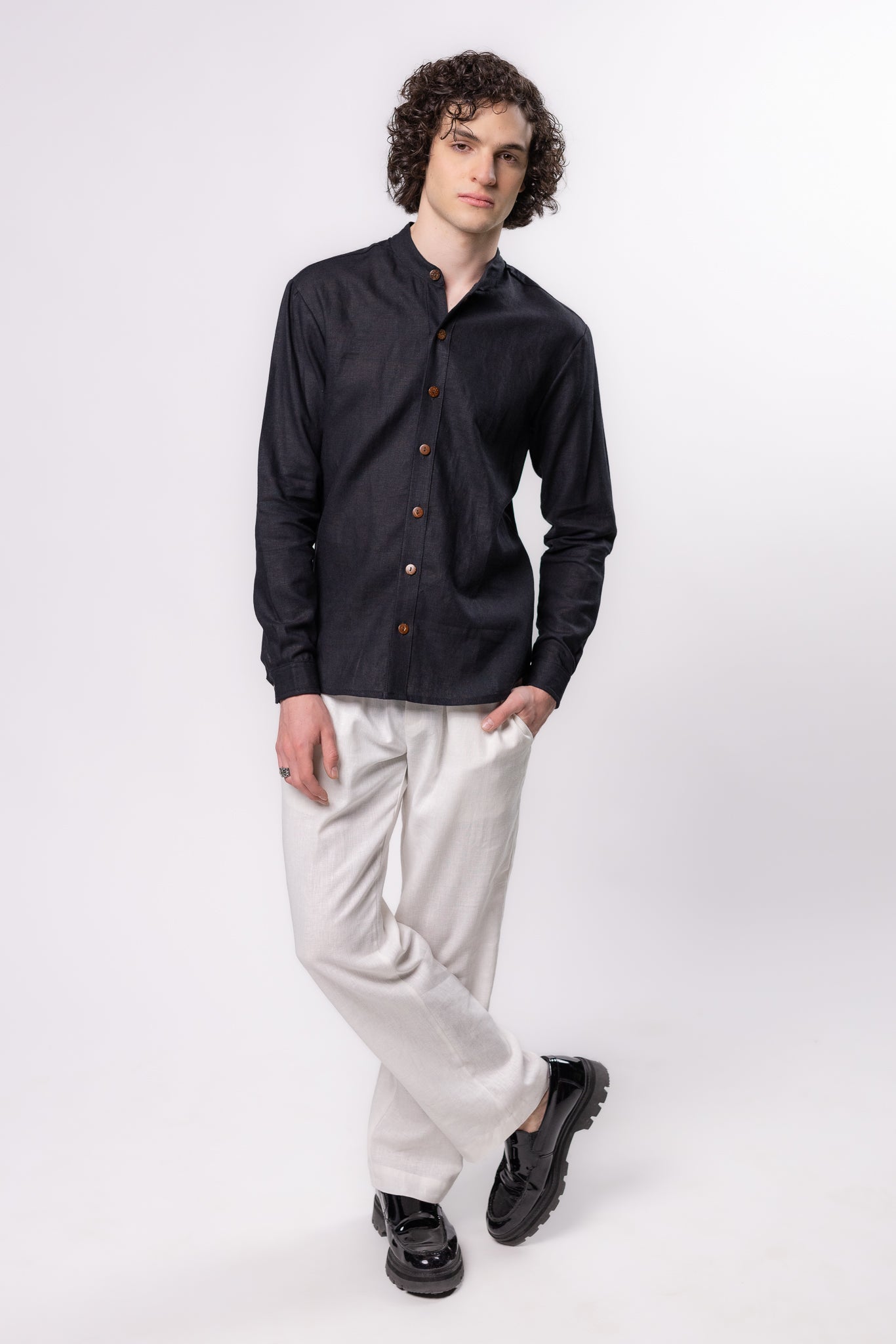 CAMISA LINO CUELLO MAO | NEGRO