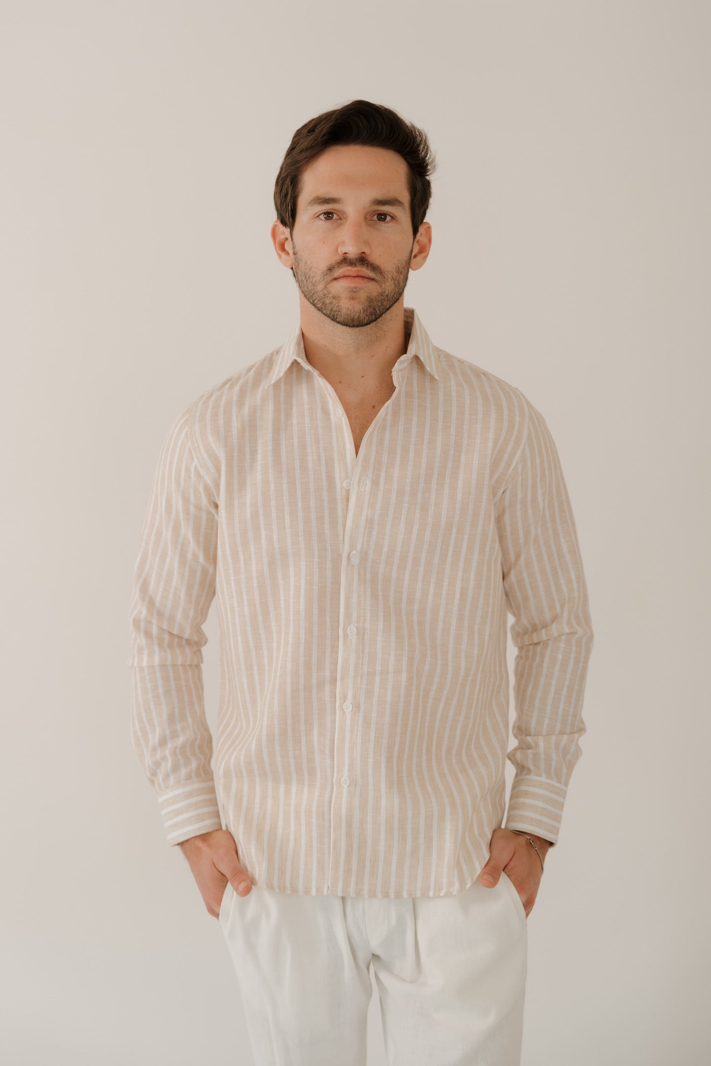 CAMISA DE RAYAS GRUESAS BEIGE