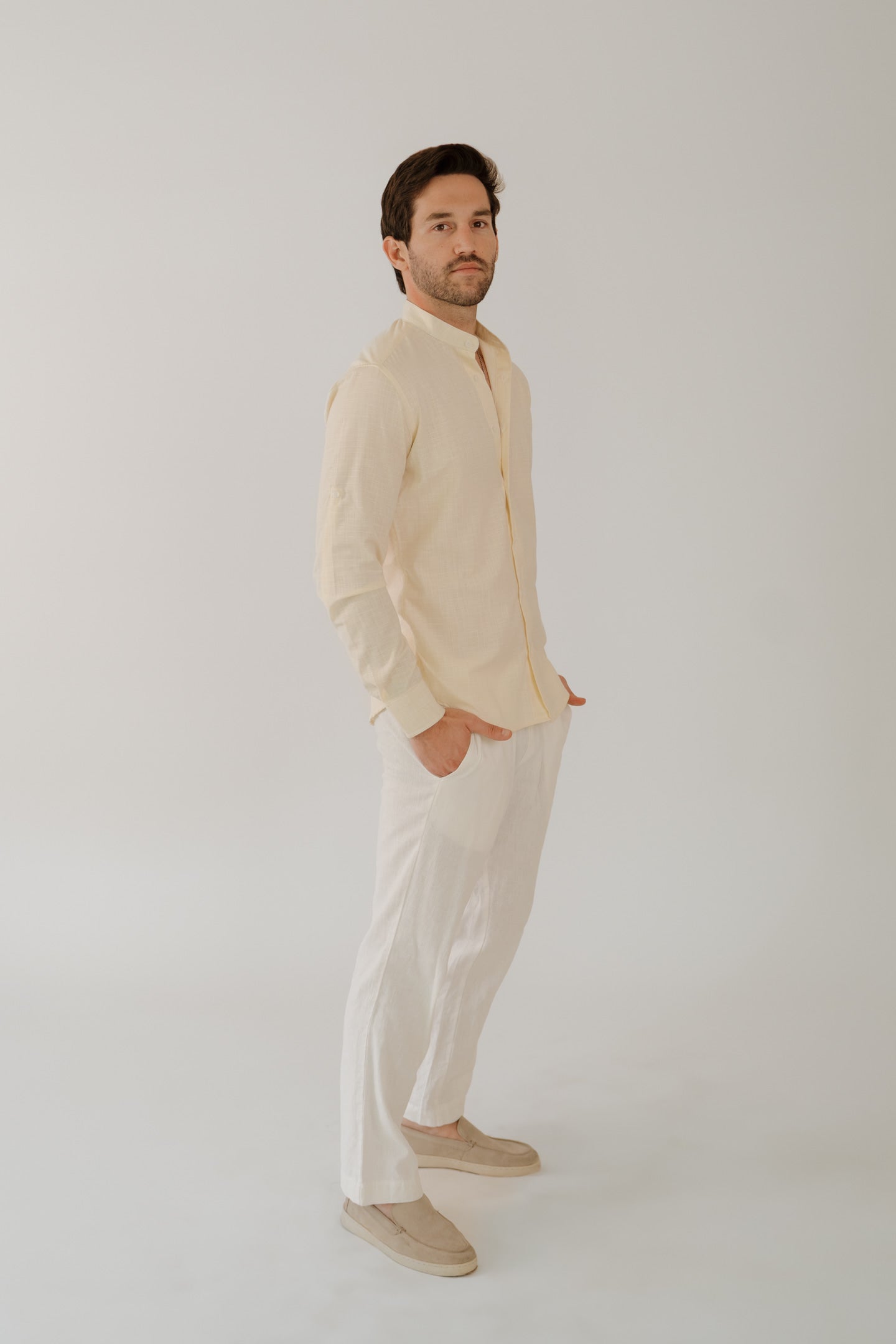 CAMISA CUELLO MAO AMARILLO